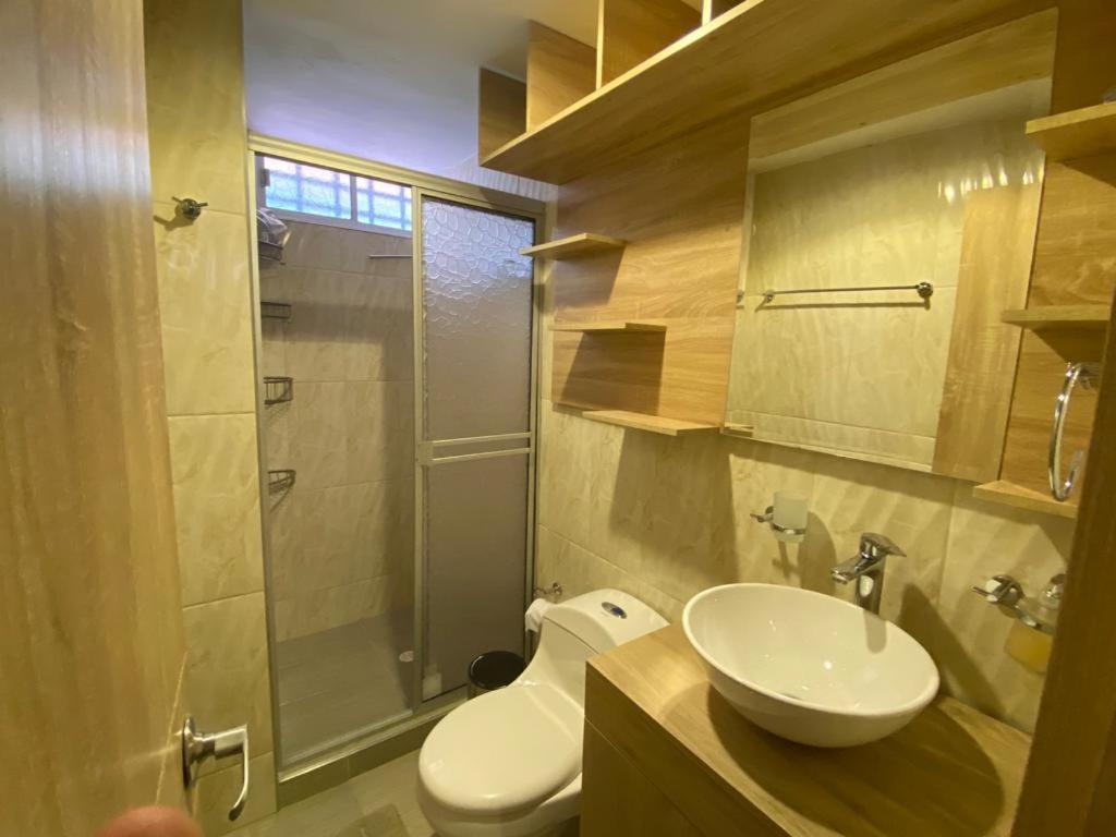 Hermoso Aparta Estudio Amoblado En Pereira Bagian luar foto